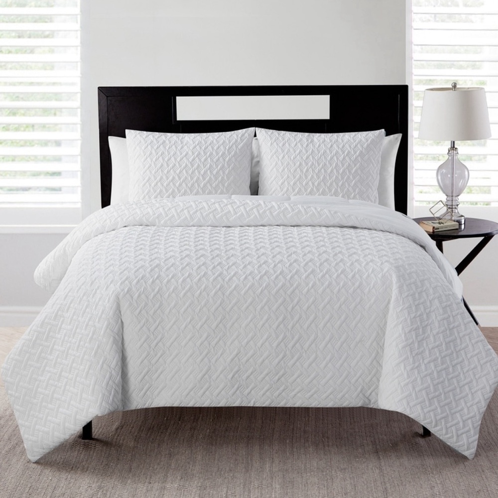 VCNY Comforter Set